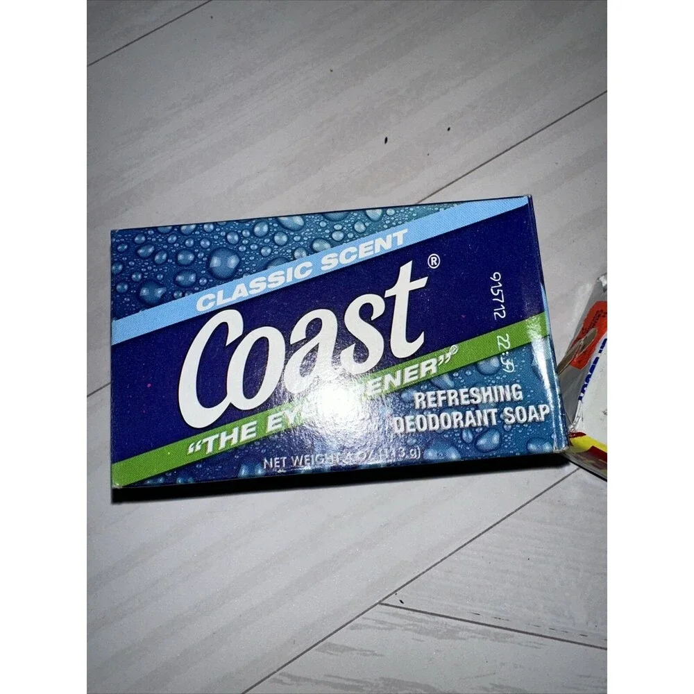Bundle Of Vintage Soap Coast Classic Scent & Lifebuoy Super‎ Strength